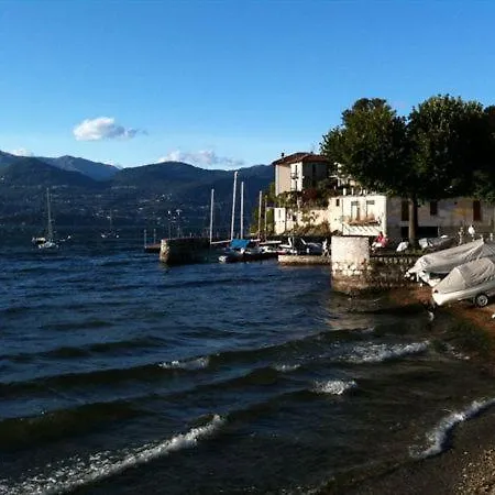 Διαμέρισμα Sleeps 6 Pool Meina