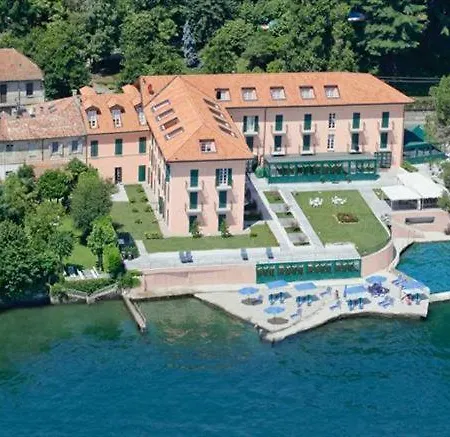 Διαμέρισμα Sleeps 6 Pool Meina